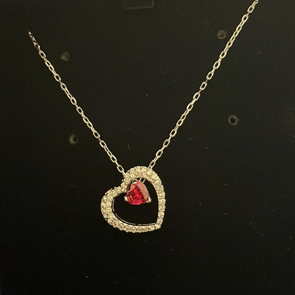 Swarovski Crystal heart pendant necklace - Picture 2 of 2